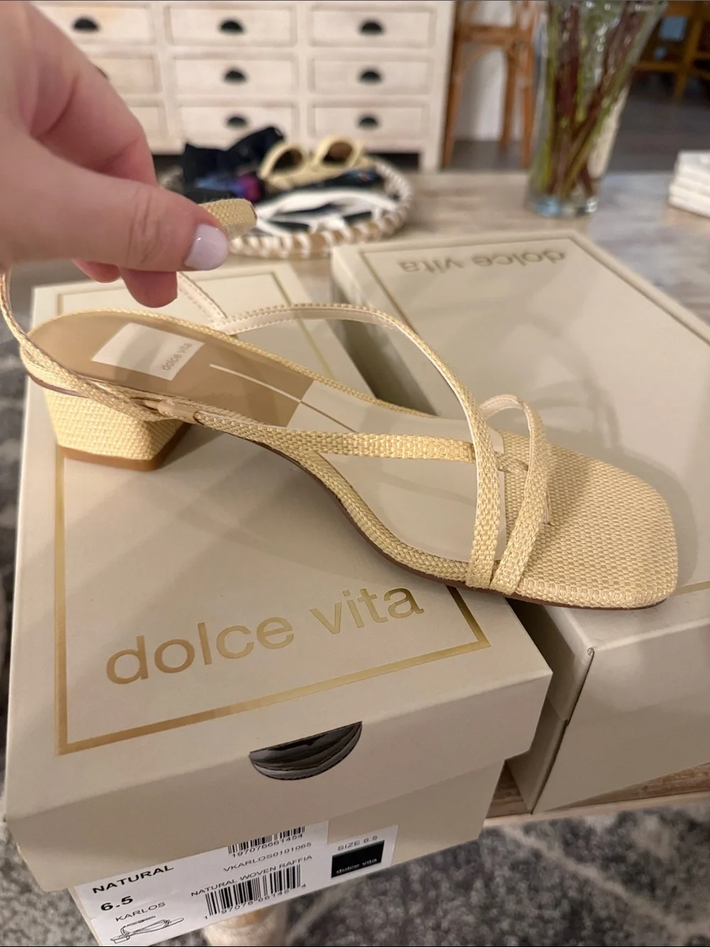 Dolce Vita Womens’s Karlos Sandal